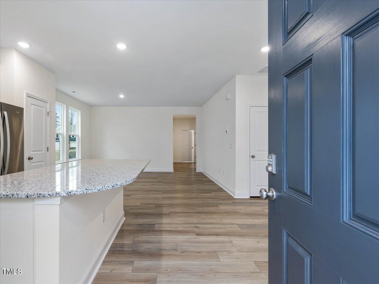 410 La Maison Avenue 4