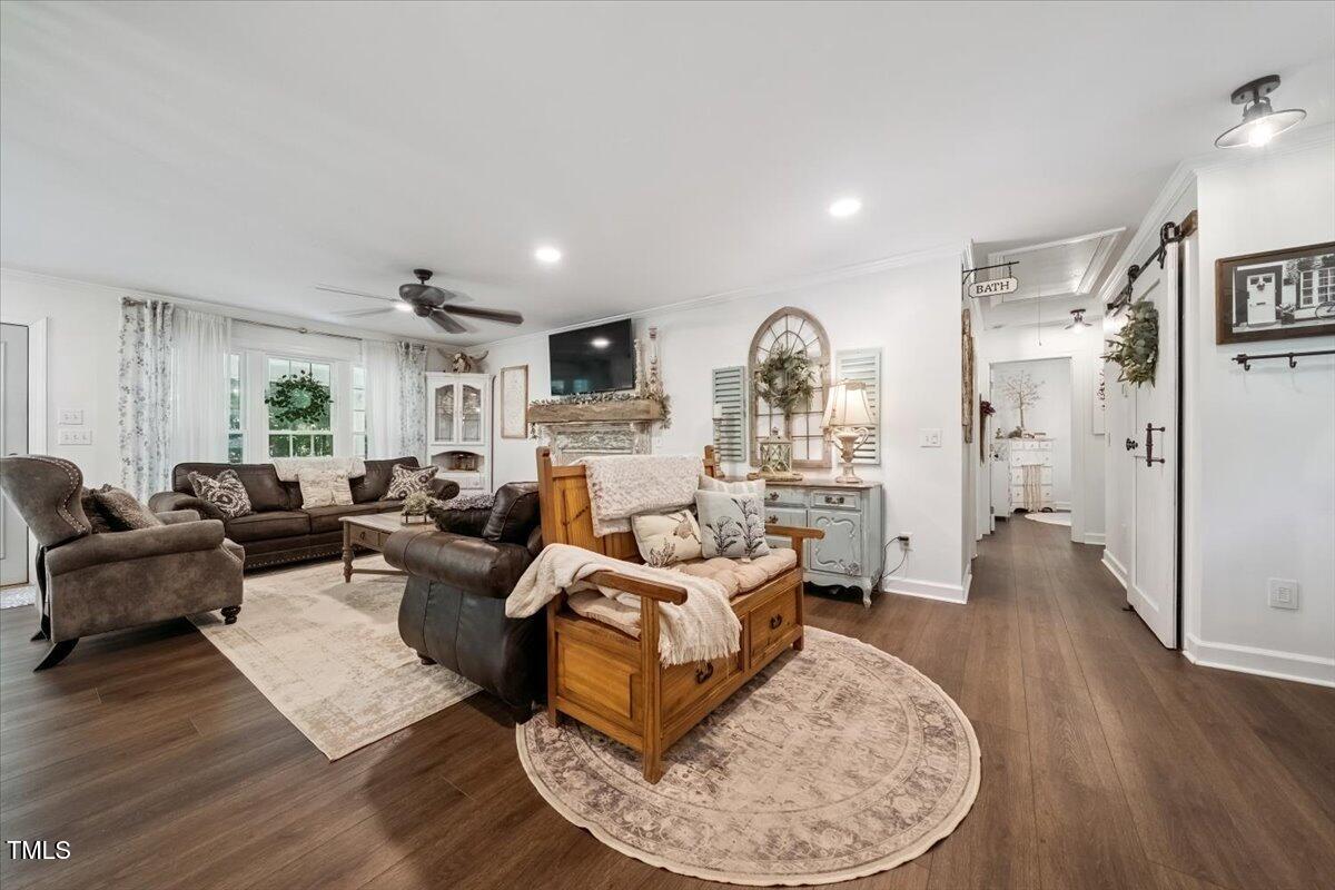 213 Oakcrest Drive