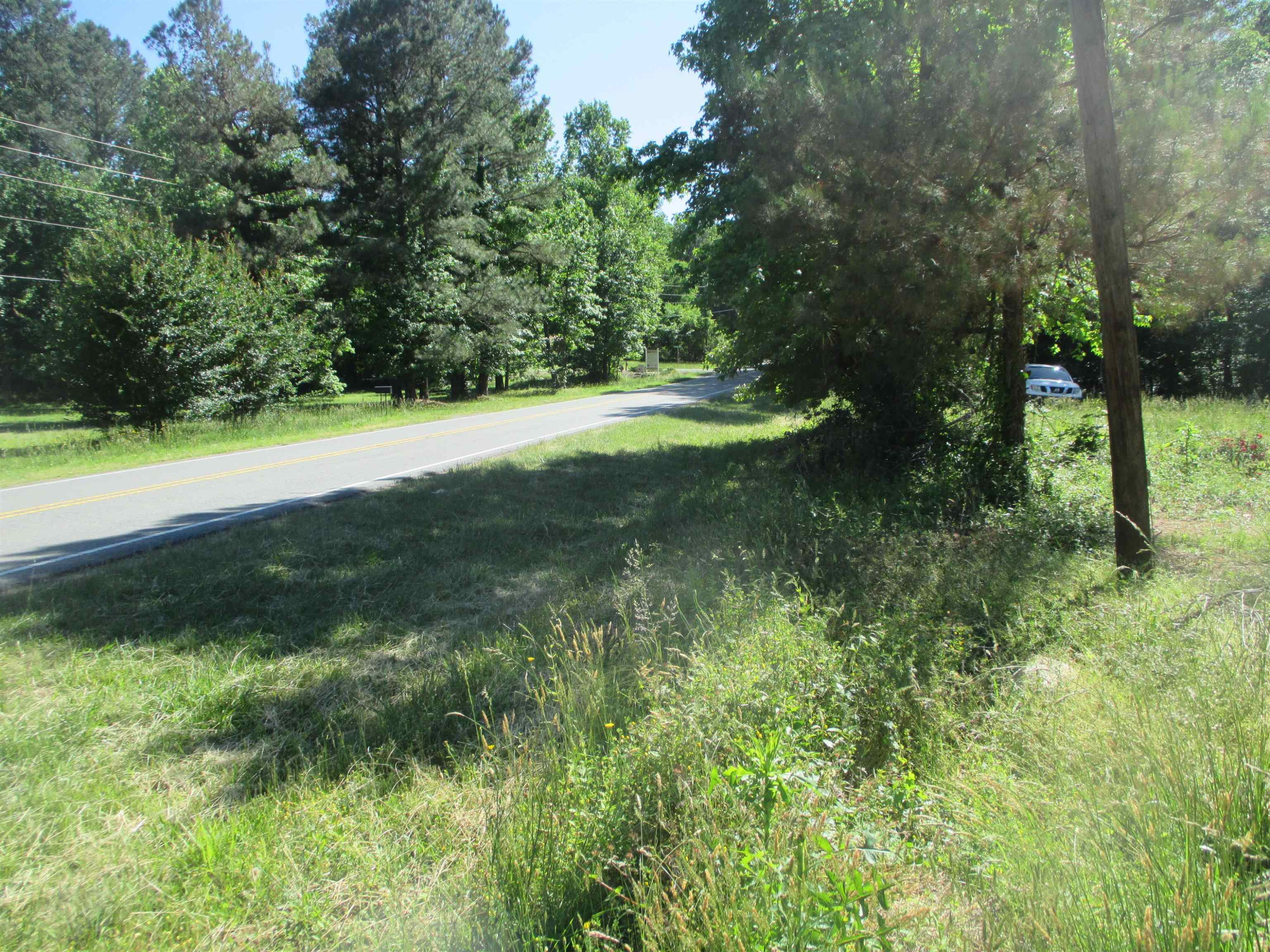 Photo 1 of 3 of 683 Pea Ridge Road land