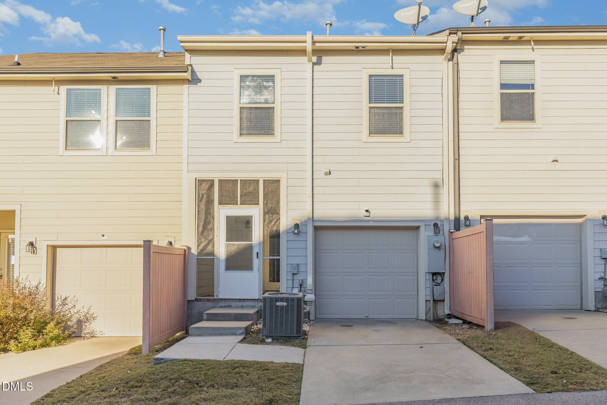 1014 Tranquil Creek Way