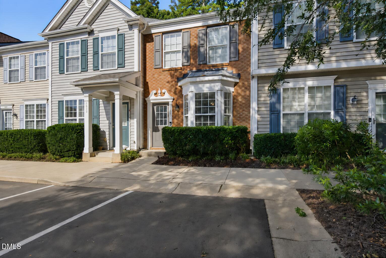 1610 Brook Fern Way