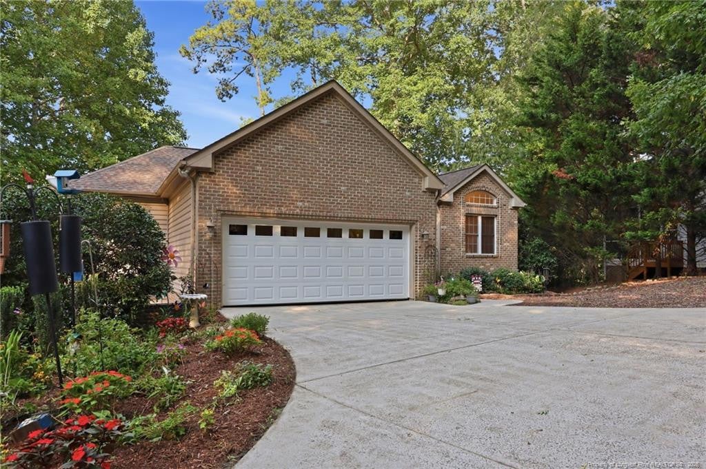 3233 Leicester Circle