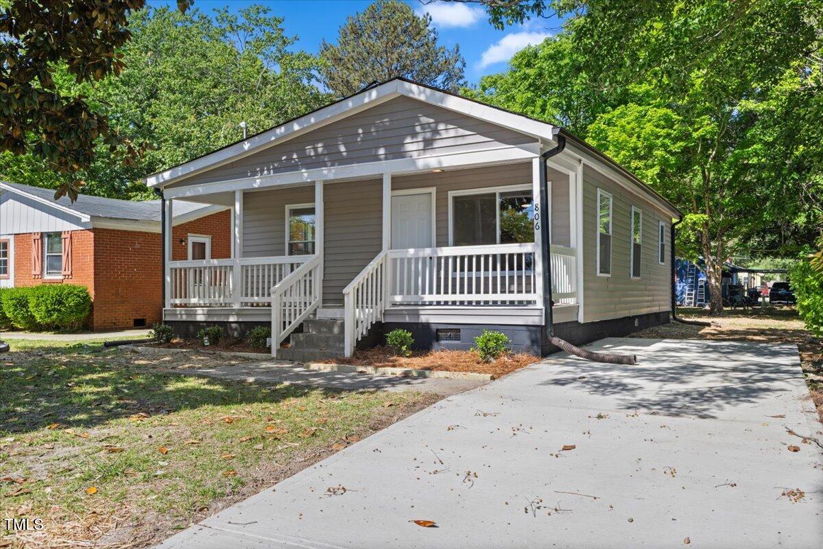 806 Martin Luther King Jr Drive