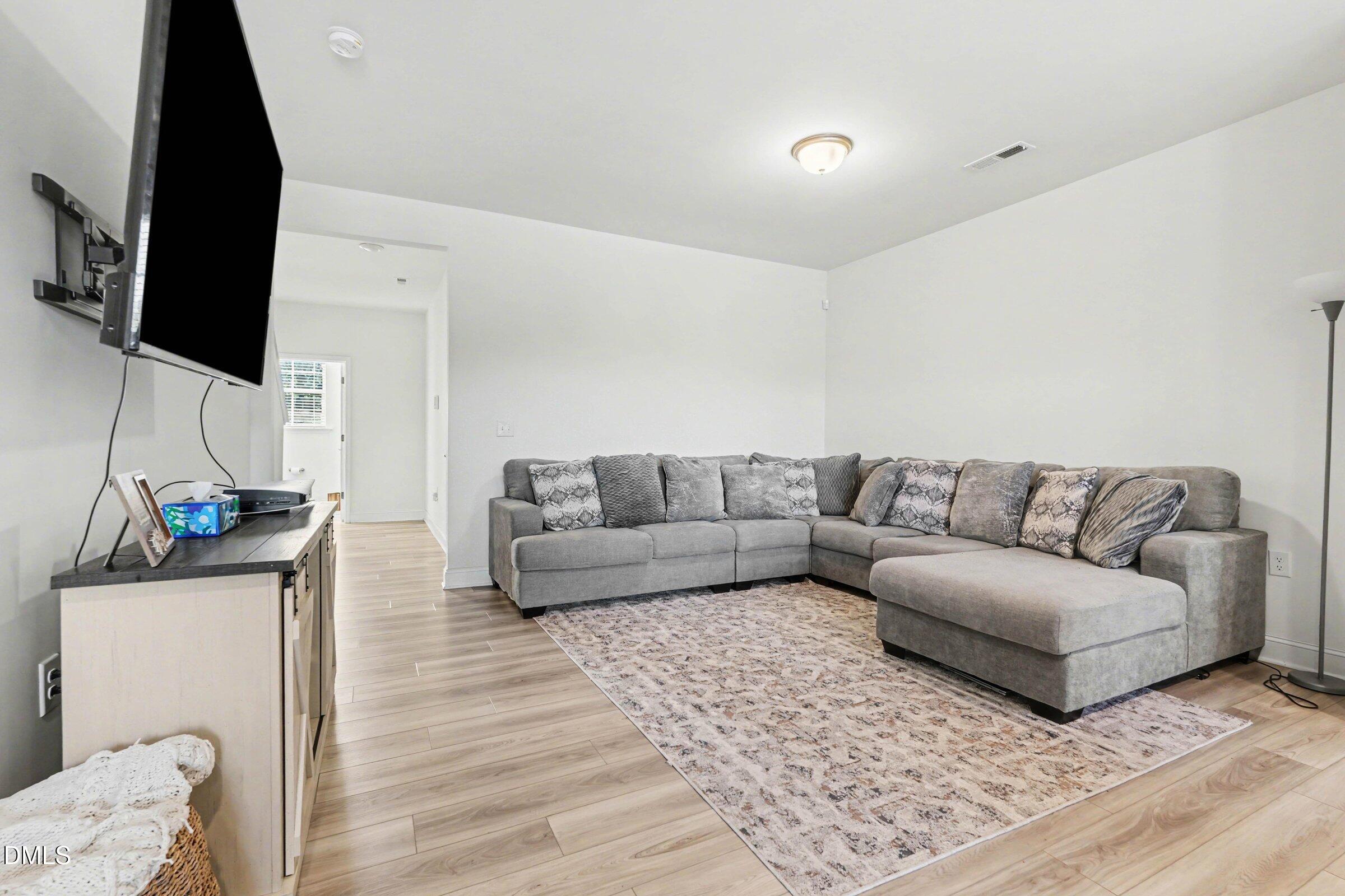 48 Channel Drop Drive