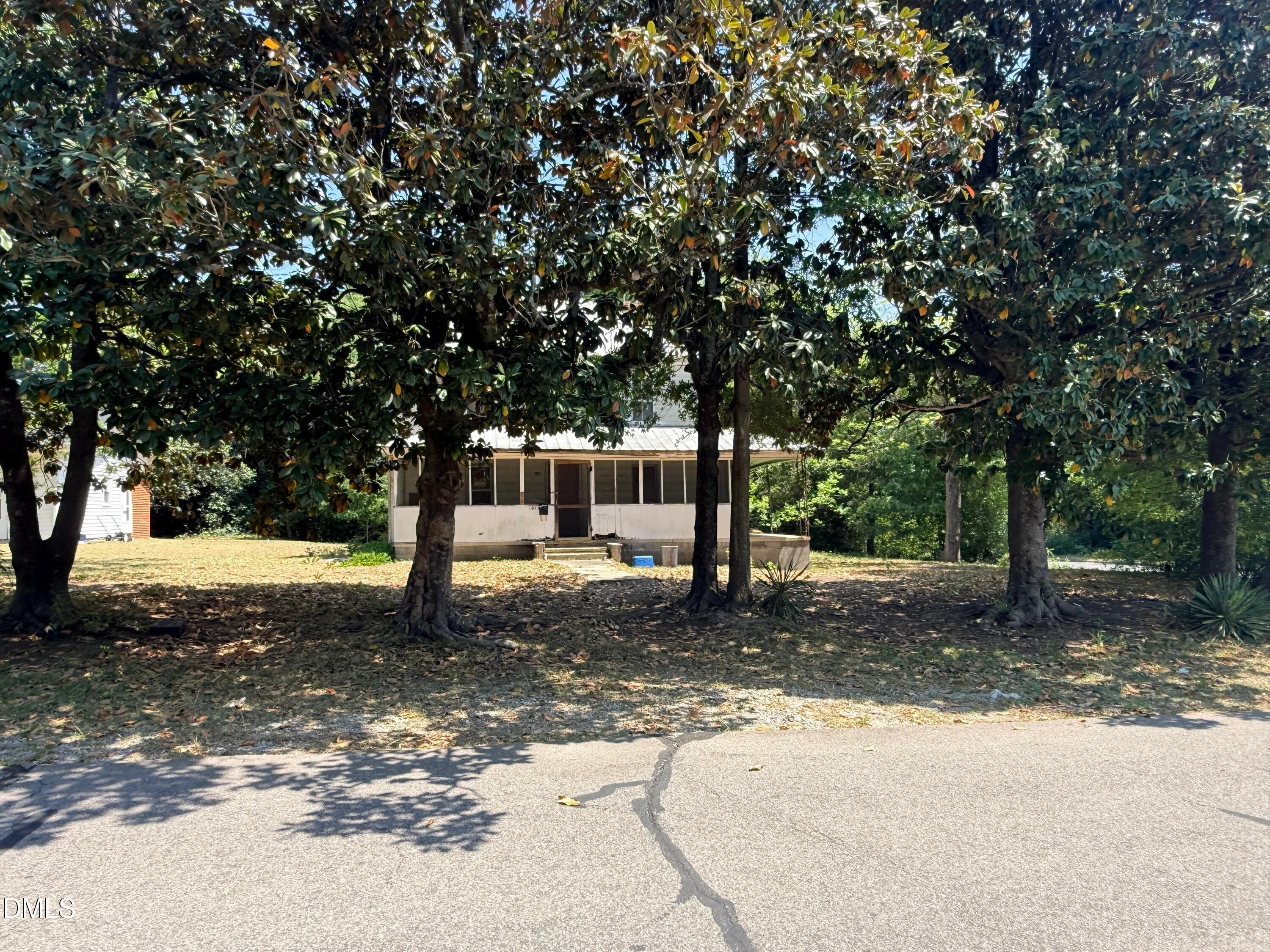 1011 W New York Avenue