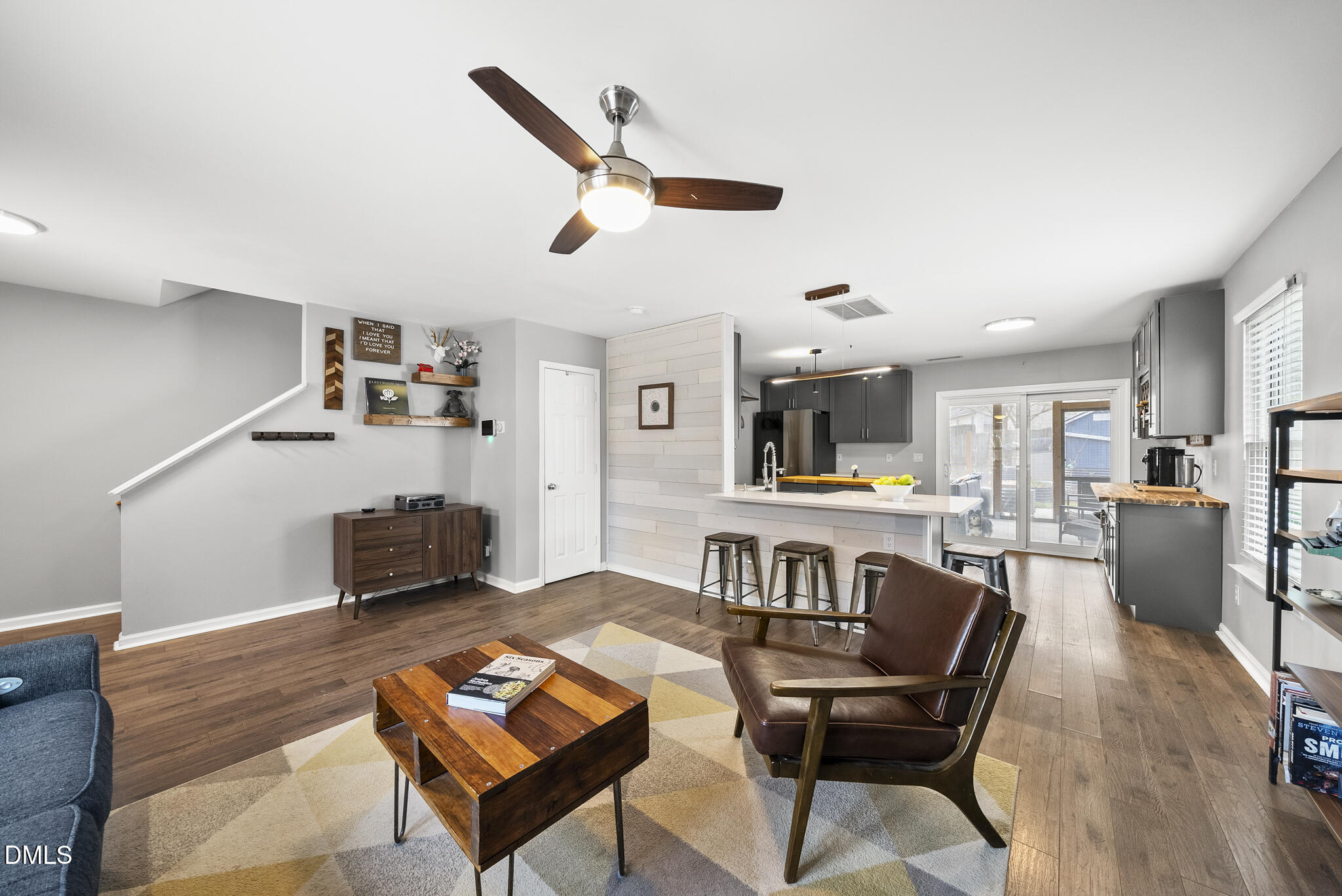 5009 Silverdene Street