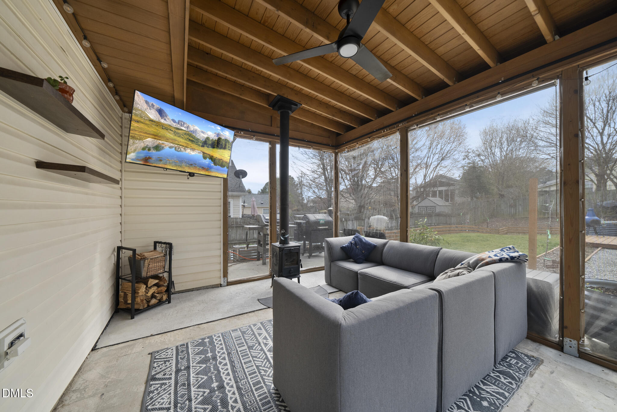 5009 Silverdene Street