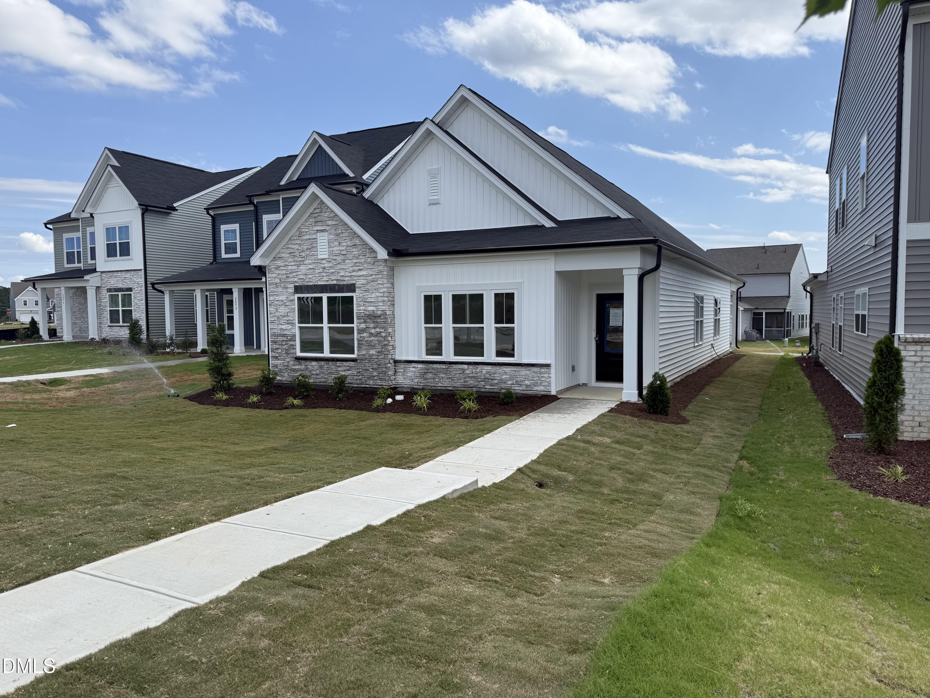 2888 Quarry Road 160