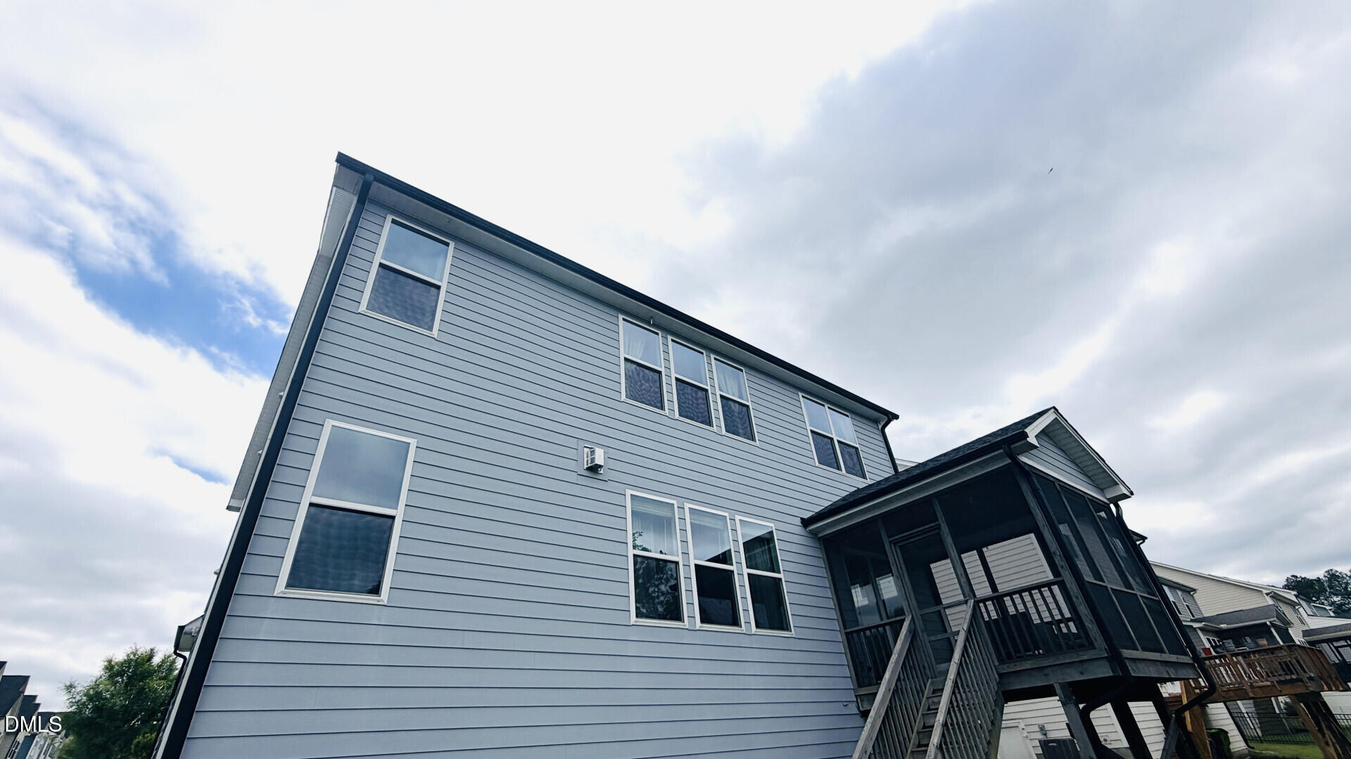 212 Moore Hill Way