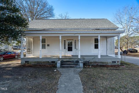 300 Devane Street Clinton NC 28328