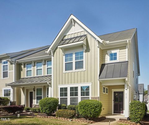 912 Ambergate Station Apex NC 27502
