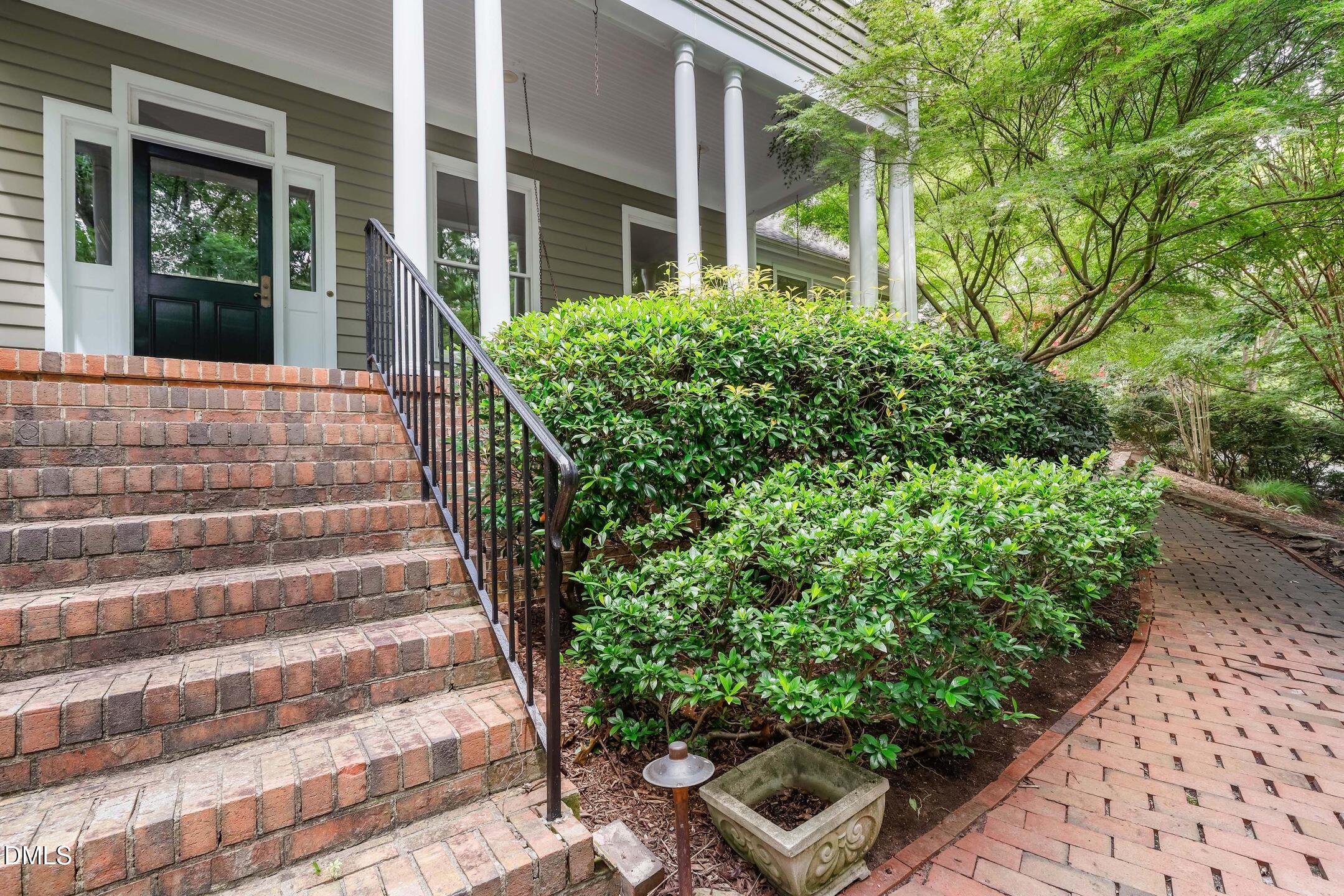105 Redbud Lane