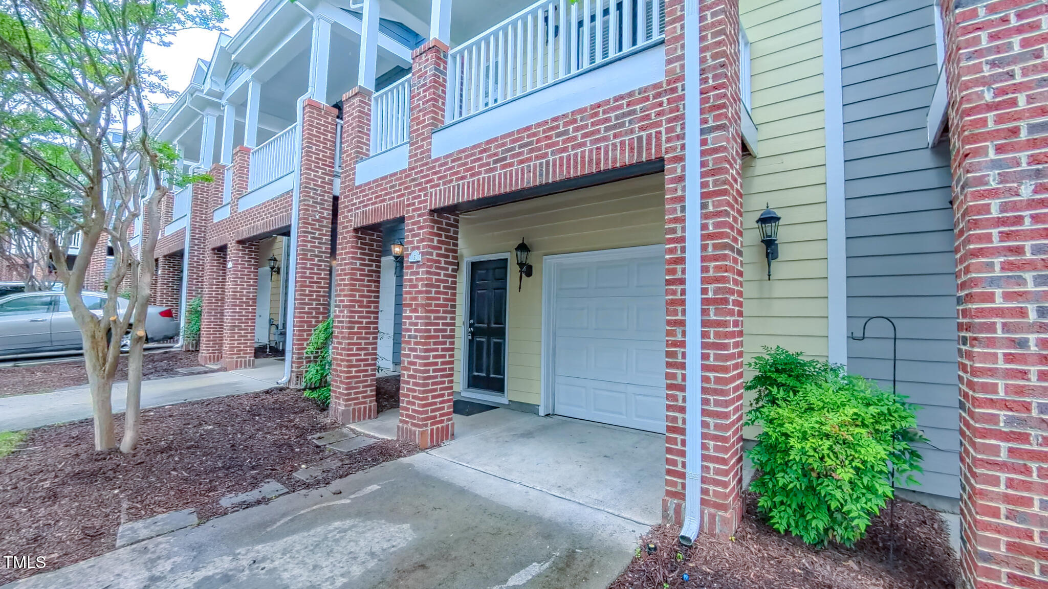 151 Braeside Court