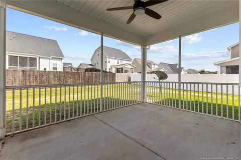 A home in Raeford