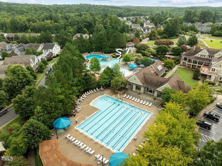 Chapel Hill, North Carolina 27516, United States, 4 Bedrooms Bedrooms, ,4 BathroomsBathrooms,Residential,Pending,44359
