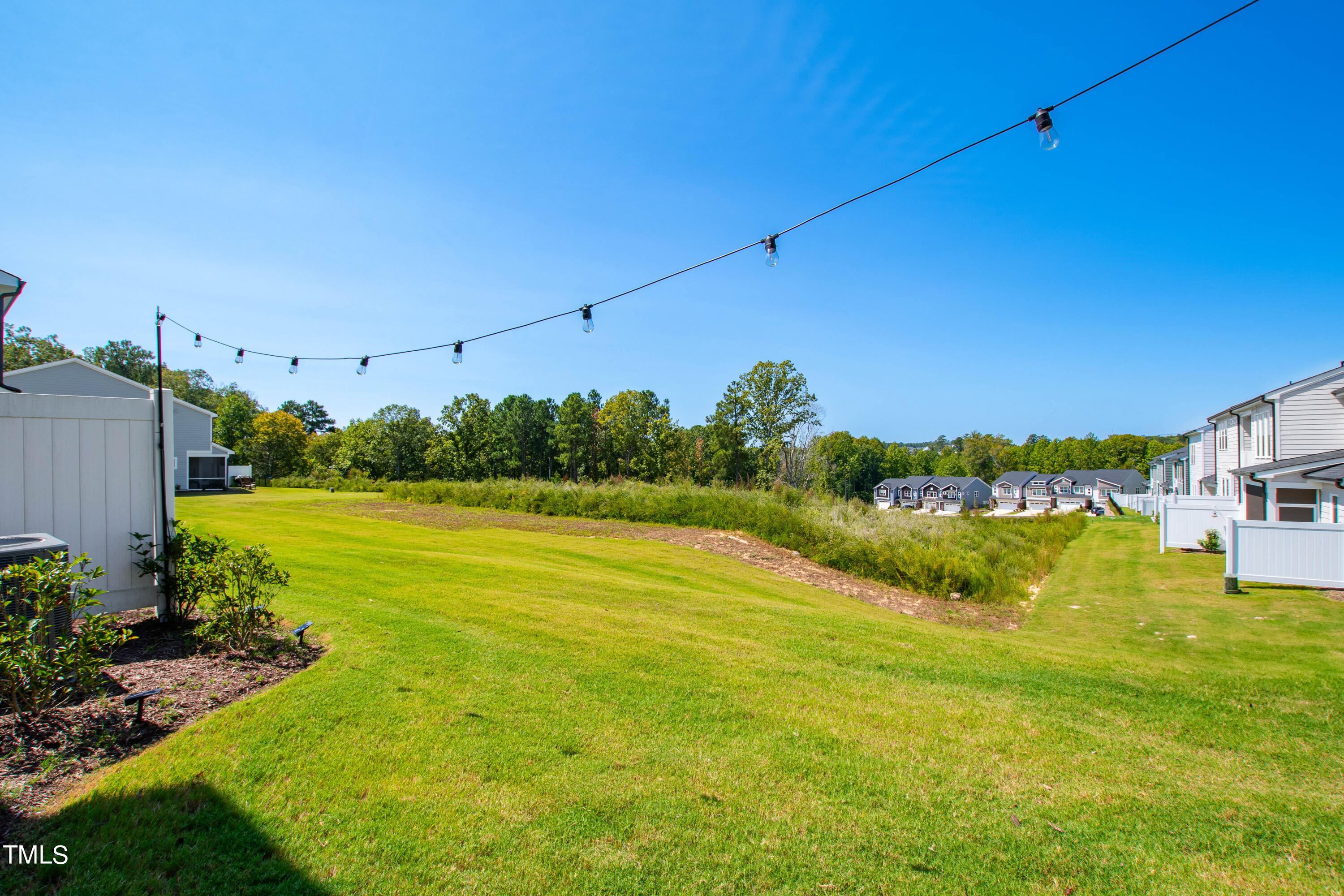 Chapel Hill, North Carolina 27516, United States, 4 Bedrooms Bedrooms, ,4 BathroomsBathrooms,Residential,Pending,44359