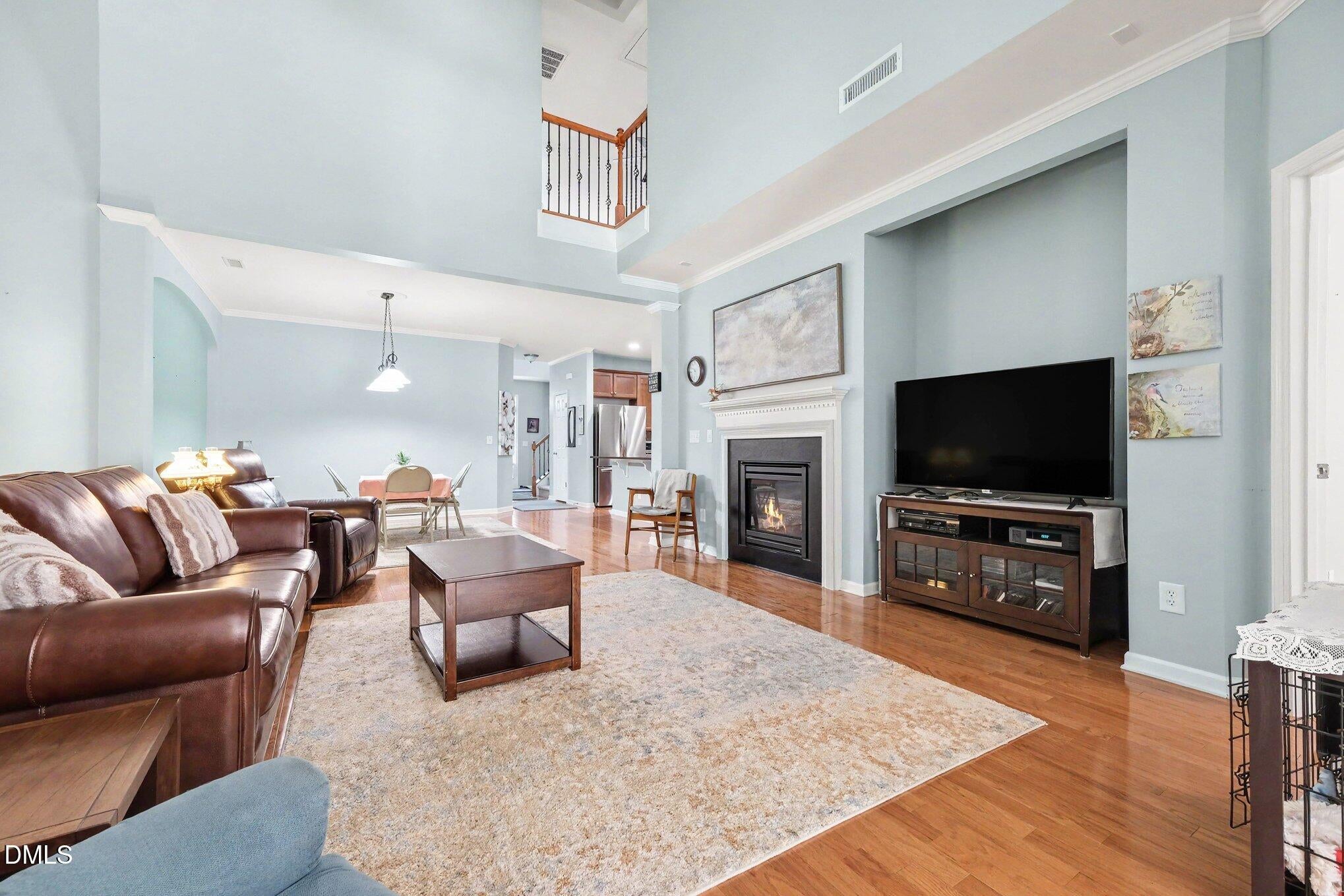 2830 Casona Way