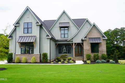 Photo of 2429 Rosslare Mews Lane, Wendell, NC 27591 (MLS # 10144746)