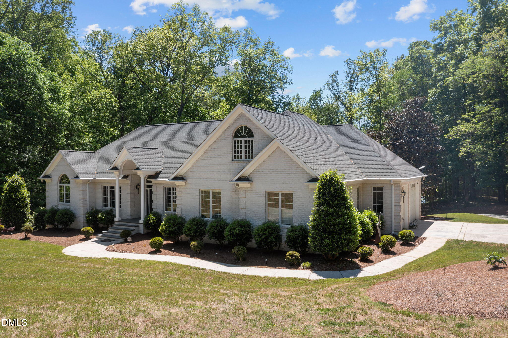 1002 Pleasant Drive