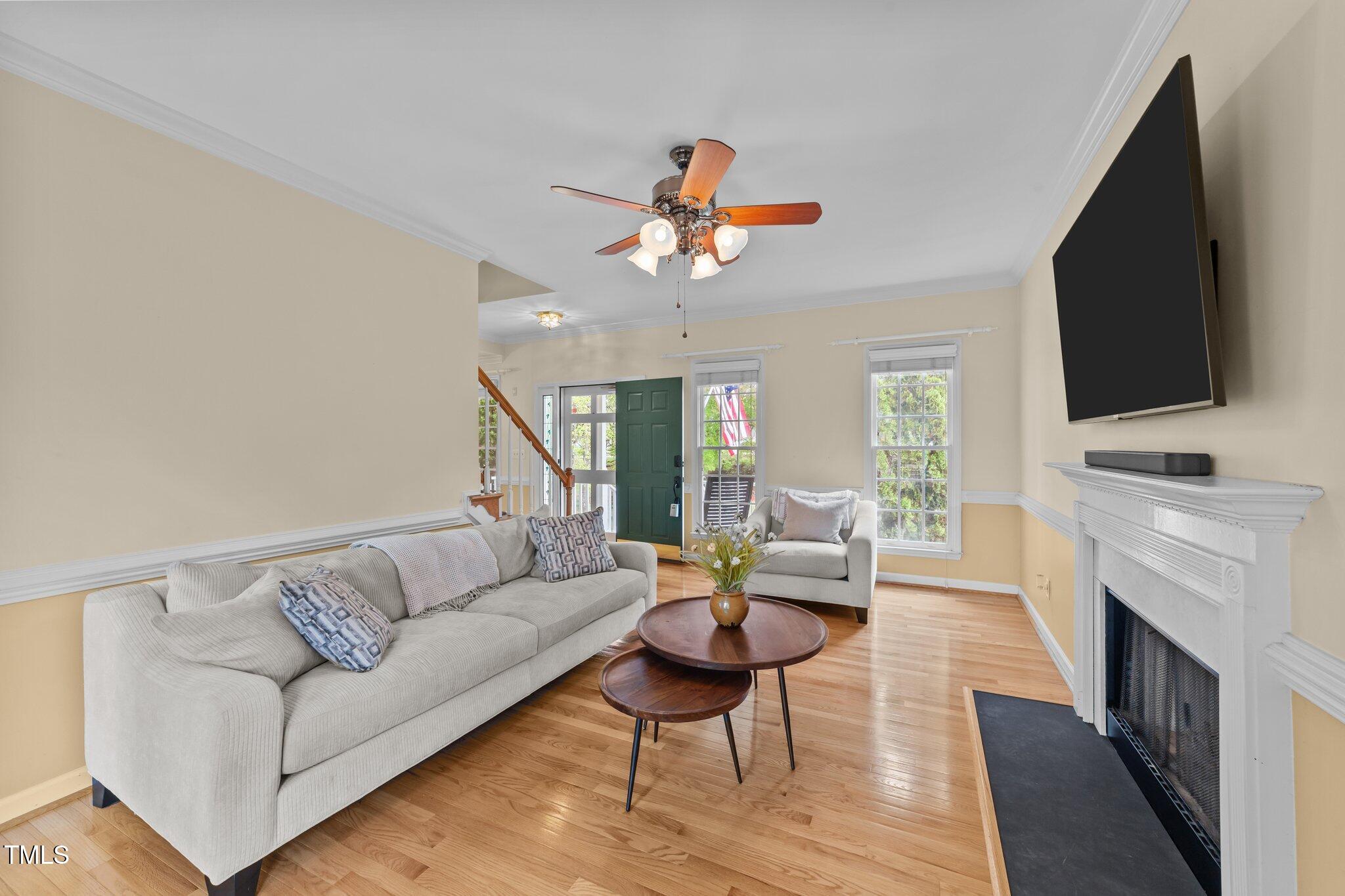 1053 Loop Road