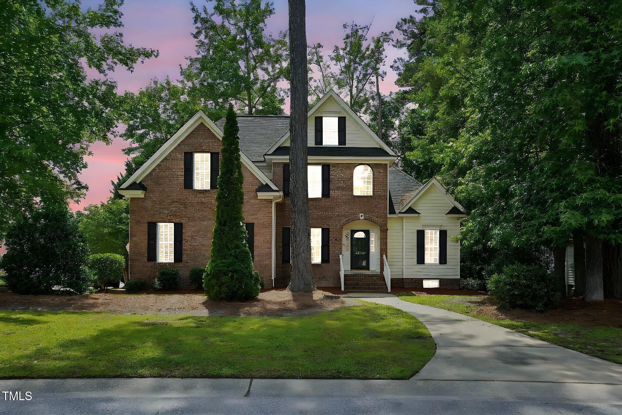 3020 Woods Walk Way