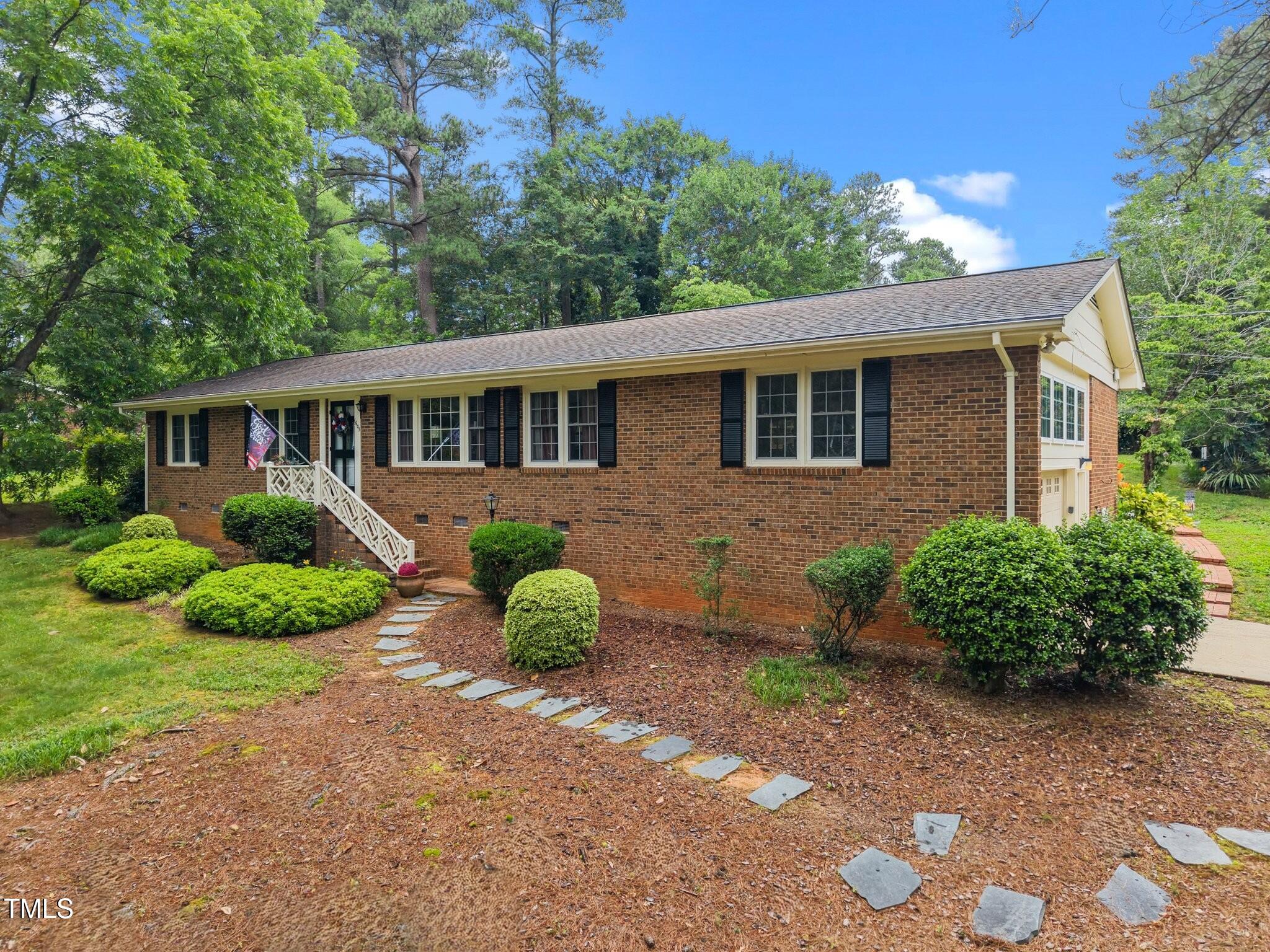 1605 Beechwood Drive