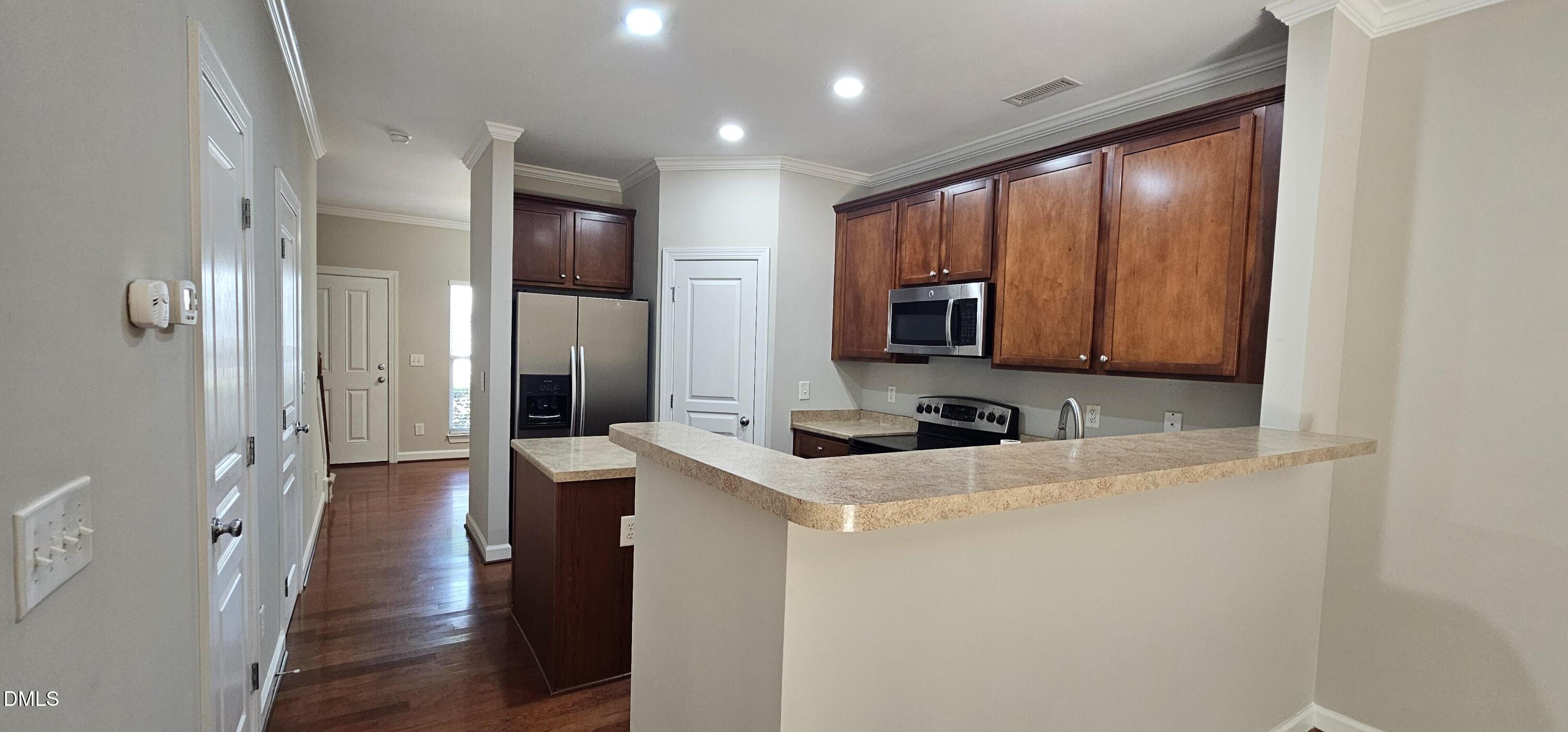 8811 Orchard Grove Way