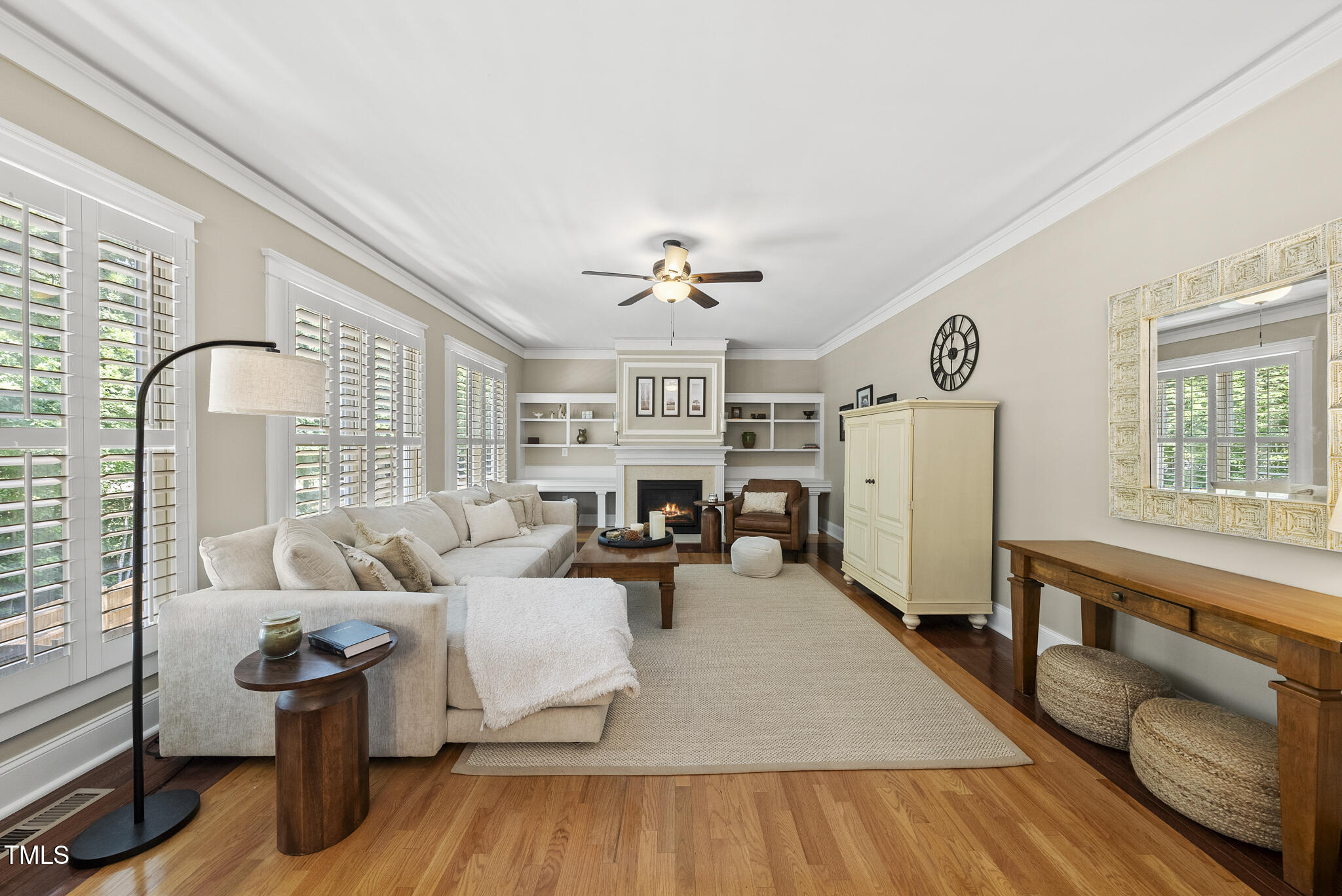 204 Edgepine Drive