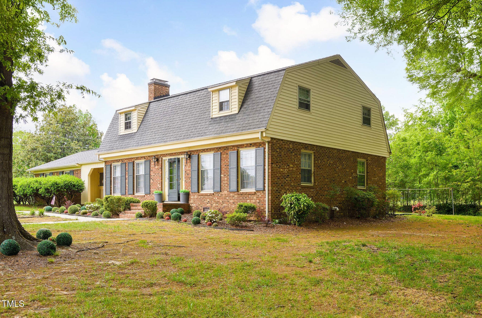 2021 Sunnybrook Drive