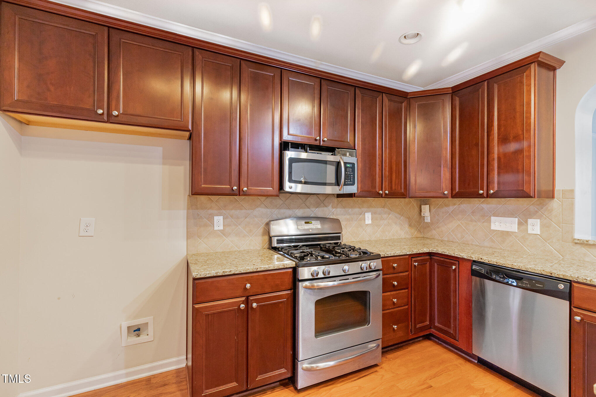 5916 Longeria Court