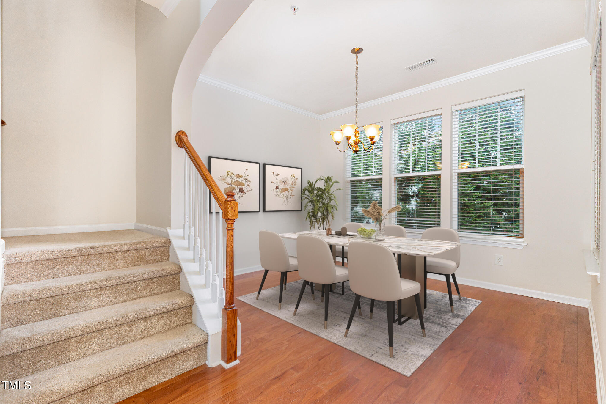 5916 Longeria Court