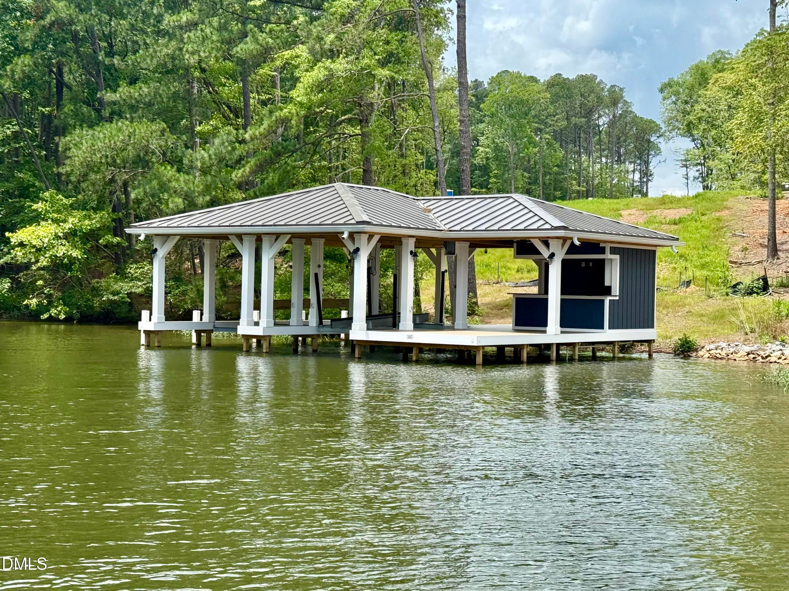 140 Serenity Point