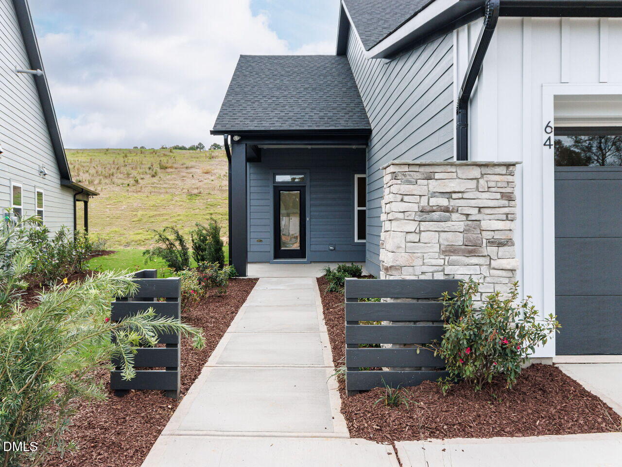 64 Tantara Bend