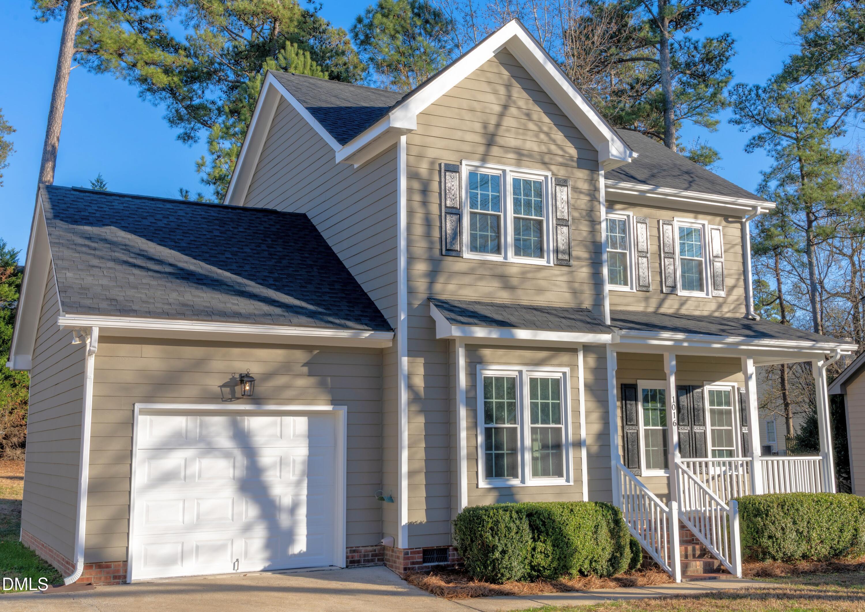 1016 Trail Stream Way