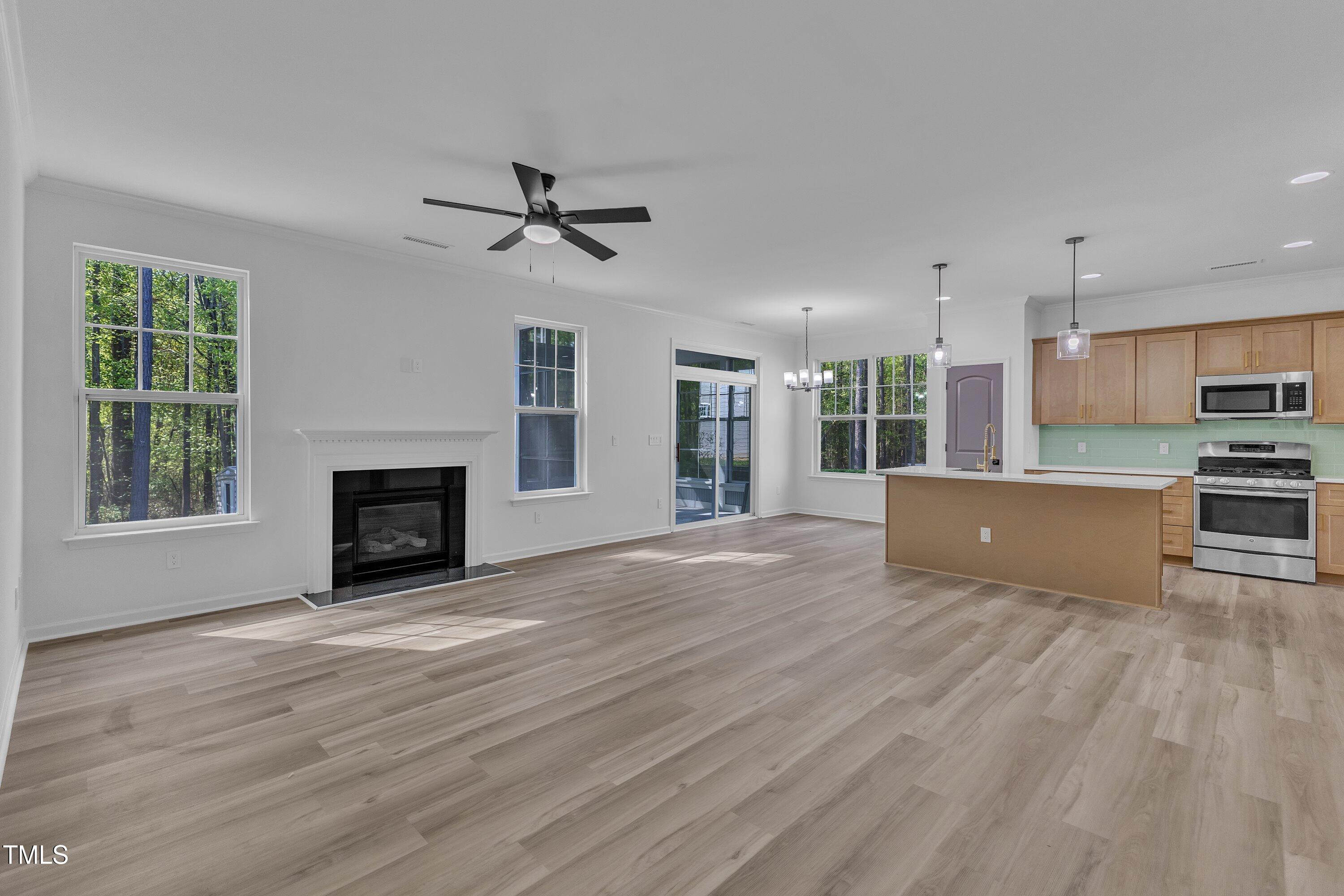 858 Lake Artesia Lane