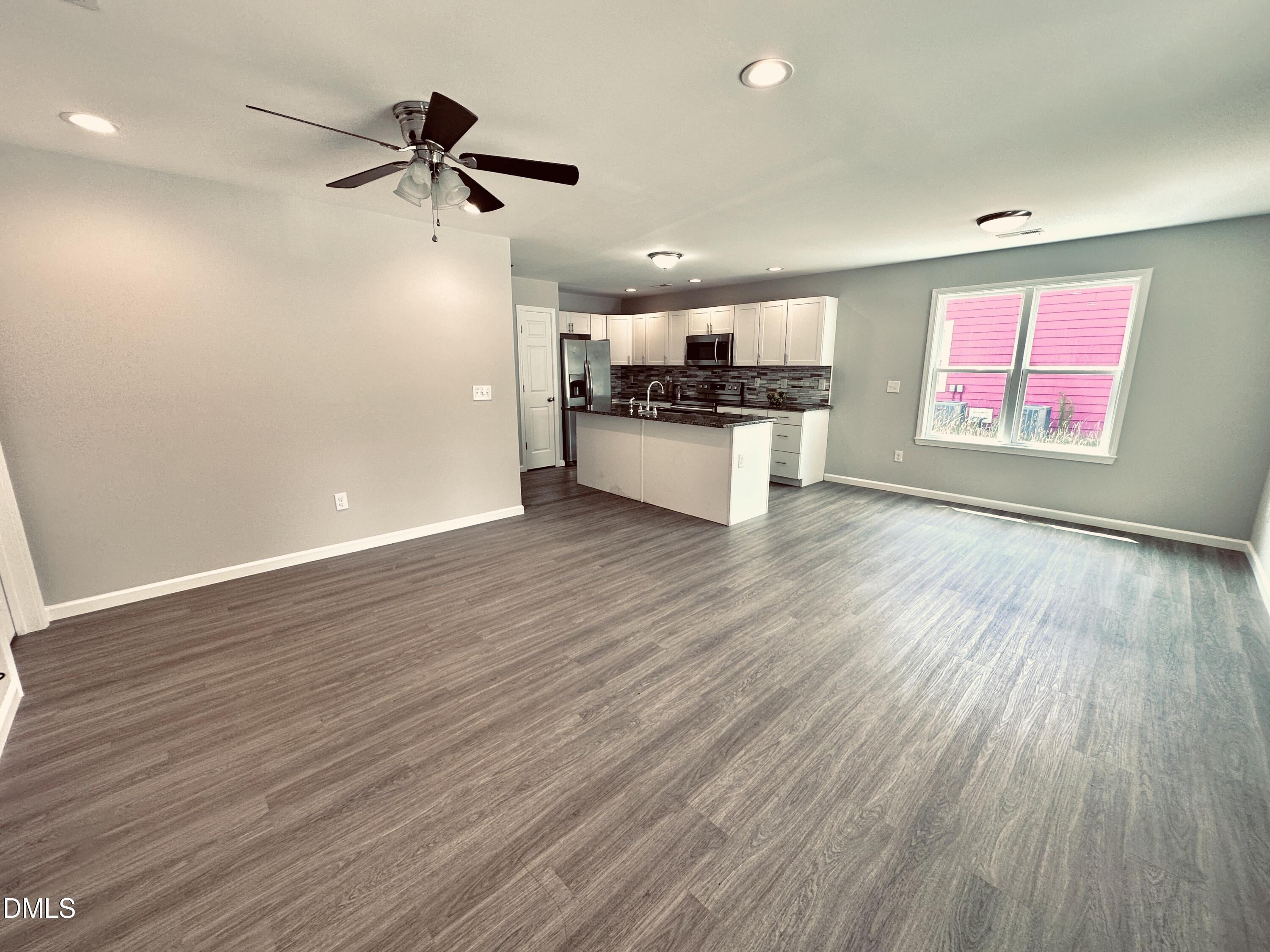 105 Hunter Place