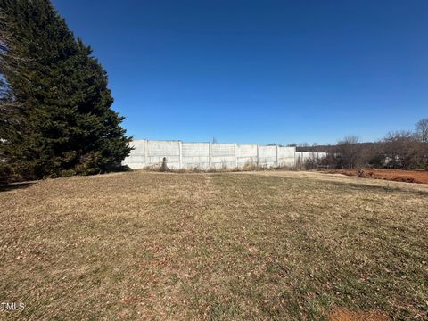 405 Montcrest Drive Kernersville NC 27284