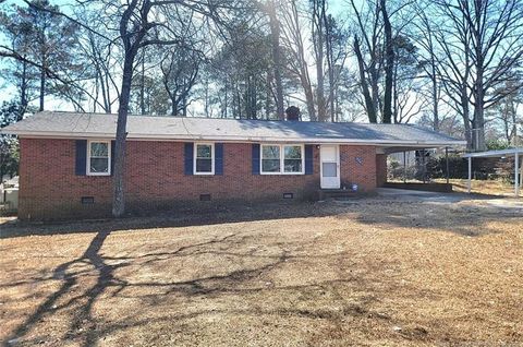 306 Glenola Street Fayetteville NC 28311