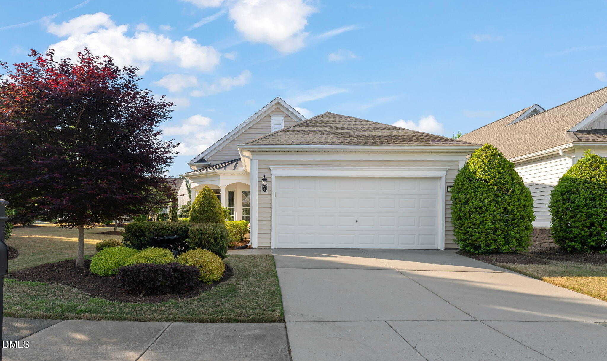 323 Easton Grey Loop