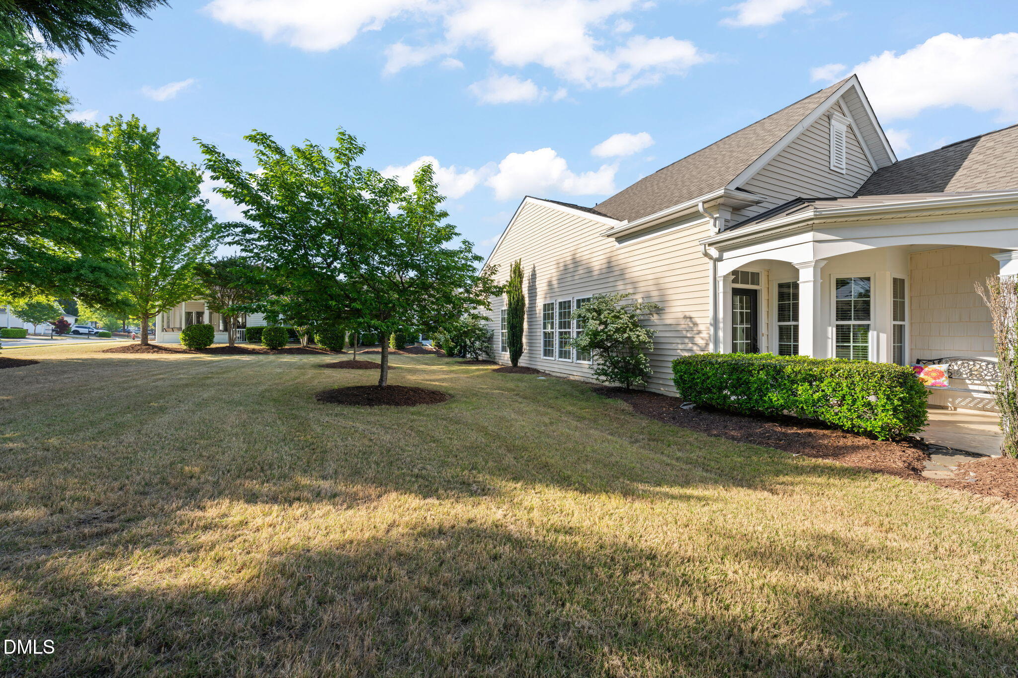 323 Easton Grey Loop