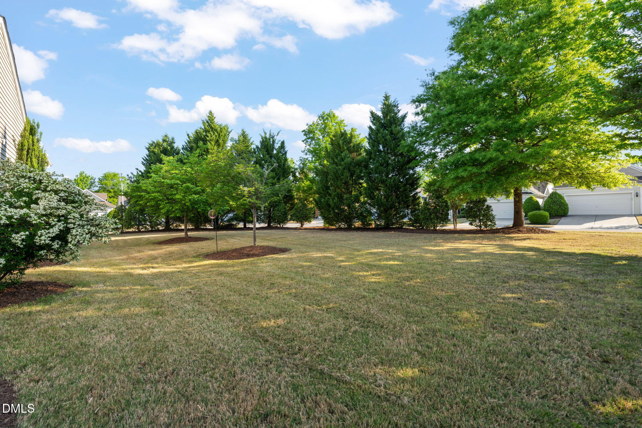 323 Easton Grey Loop