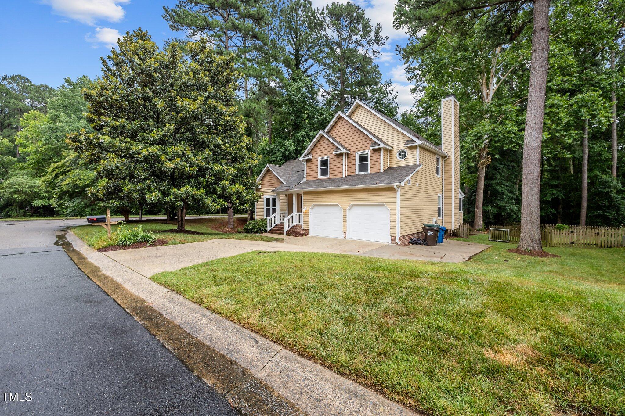 3 Fieldcrest Court