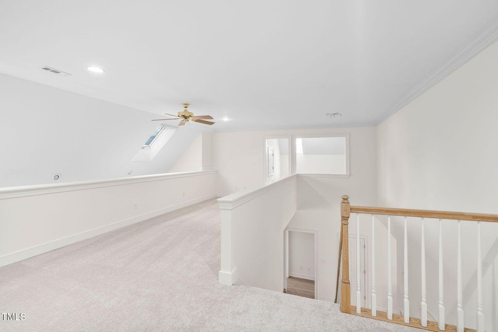 listing image 52
