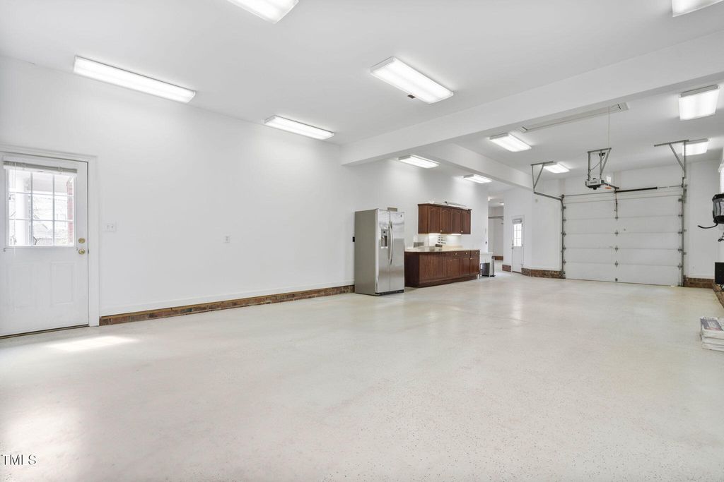listing image 55