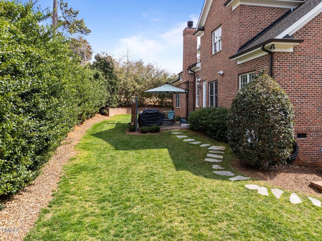 listing image 52