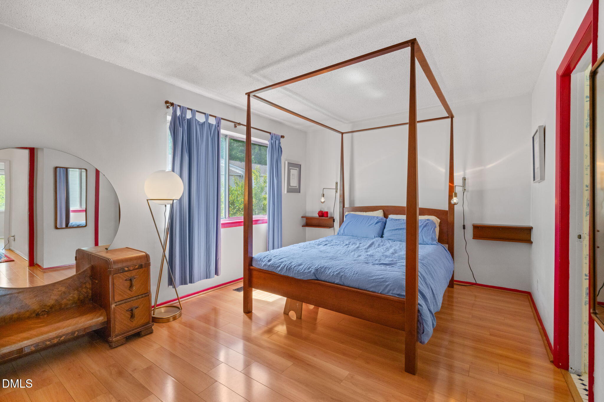 220 Elizabeth Street Apt E7