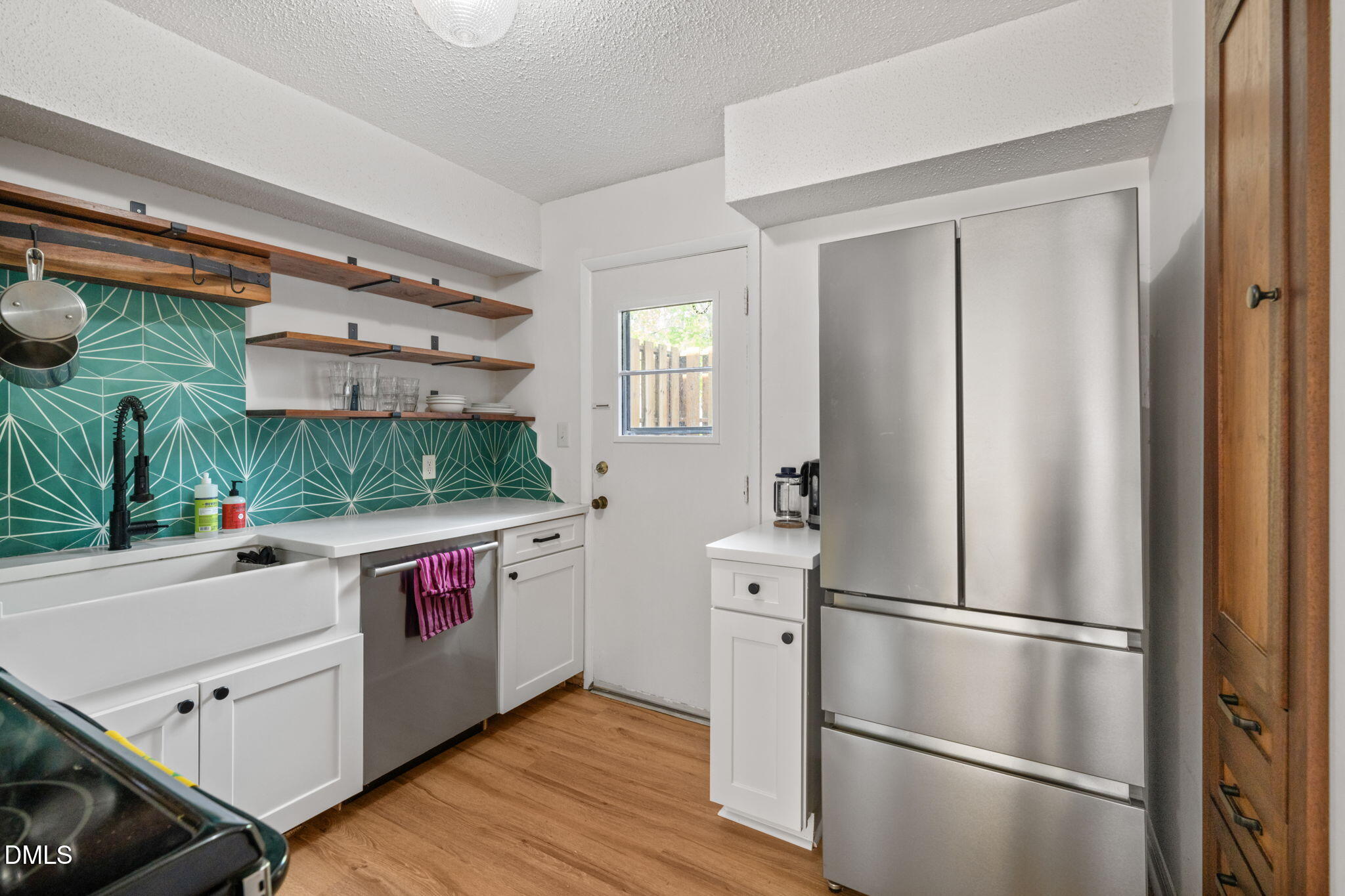 220 Elizabeth Street Apt E7