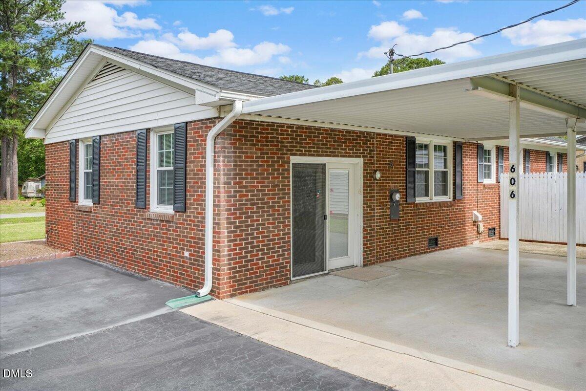 606 E Fremont Street