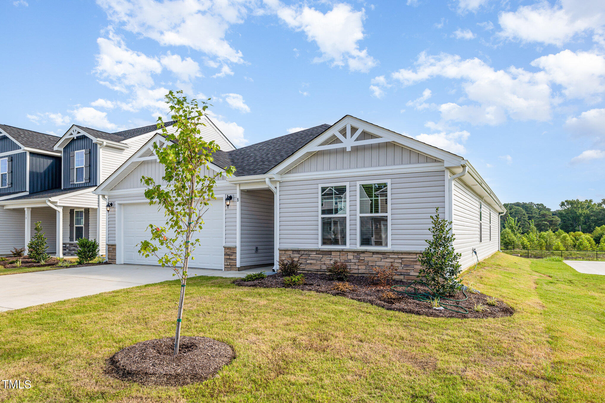 8 W Emily Gardens Drive