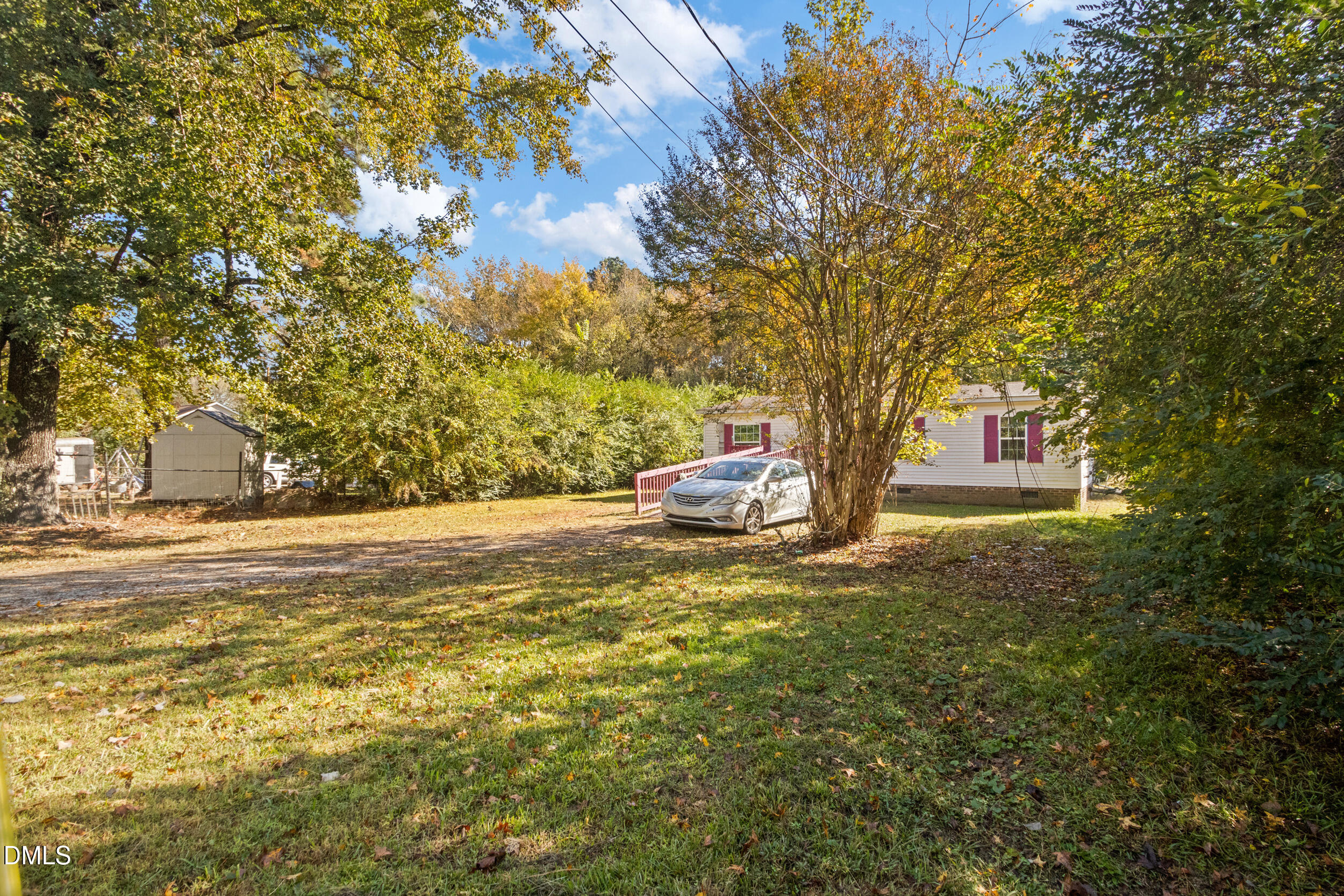 213 SE Railroad Street